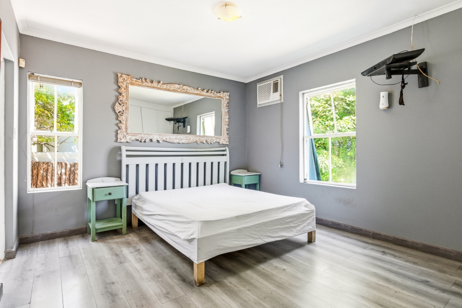 2 Bedroom Property for Sale in Zevenzicht Western Cape